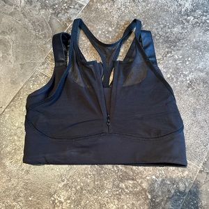 Lululemon sport bra